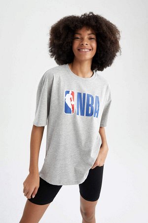 Defacto Fit NBA Licensed Oversize-футболка с круглым вырезом и короткими рукавами