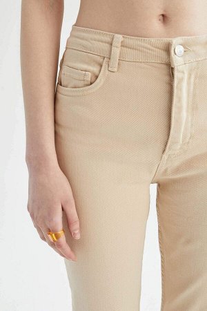 Габардиновые брюки с высокой талией и карманами Mom Fit