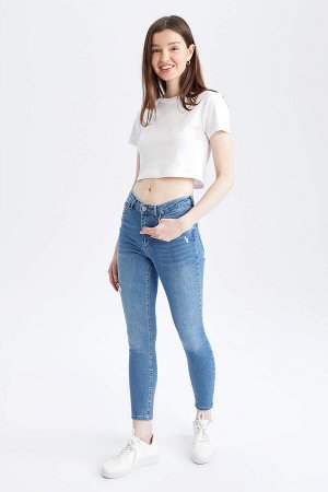 Рваные джинсовые брюки скинни Rebeca с нормальной талией и деталями