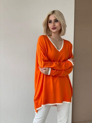 Пуловер "оверсайз" оранжевый с белыми полосками