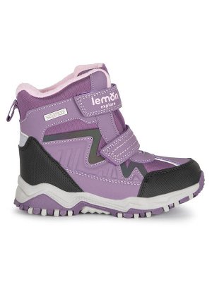 Ботинки Зимние непромокаемые ботинки для девочки выполнены из искуственной кожи. Утепленная подкладка обуви для девочки защищает от холода и осадков. Долговечная подошва продлевает срок службы обуви. 