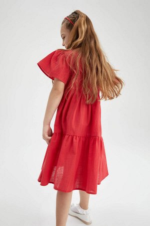 Платье Материал  Размеры модели: рост: 1,24 Надет размер: 7/8 лет Материал : Хлопок  100%