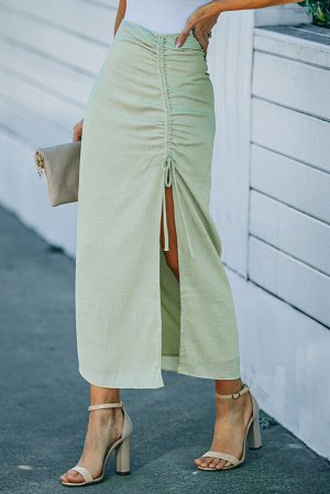 Зеленая длинная юбка с высокой талией и боковым разрезом