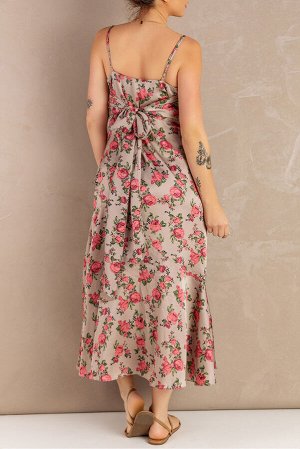 Серое атласное платье с узлом на спине и цветочным принтом
