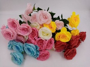 Букет роз с крупными цветками