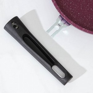 Сковорода Trendy style, d=22 см, съёмная ручка, антипригарное покрытие, цвет бордовый