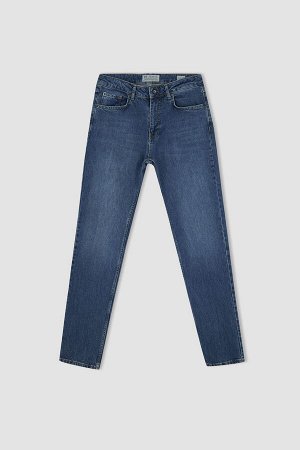 Экологичные джинсы стандартного комфортного кроя