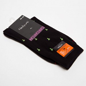 Nature Socks Носки мужские классические хлопковые демисезонные черного цвета с узором кактусы