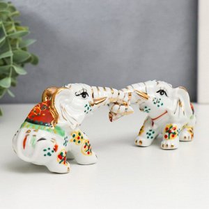 Нэцкэ керамика "Слоны белые с цветным" набор 2 шт 4,5х17х6,3 см