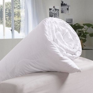Одеяло шёлковое 1,5  спальное  Размеры: 150 x 210 см