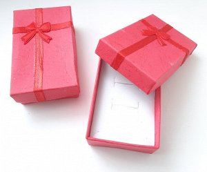Подарочная коробочка 8х5,5 см. цвет Красный. Цена за 1 шт.