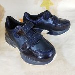 Кроссовки детские