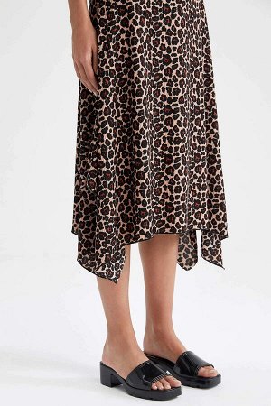 Традиционная юбка миди с леопардовым принтом