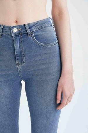 Испанские джинсовые брюки с высокой талией