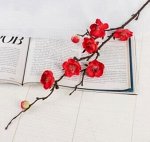 Цветы искусственные Веточка Сакуры 2,5 х 42 см цвет Красный
