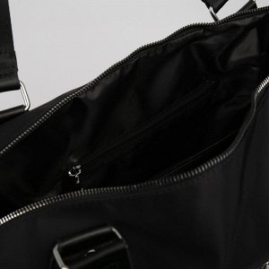 Сумка дорожная на молнии, 2 наружных кармана, длинный ремень, цвет чёрный/фиолетовый