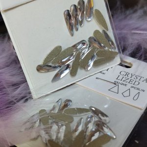 Камни для дизайна с элементом Swarovski