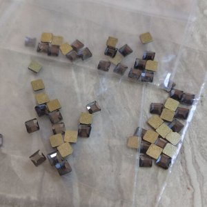 Камни для дизайна с элементом Swarovski  (CRYSTAL LIZERD)