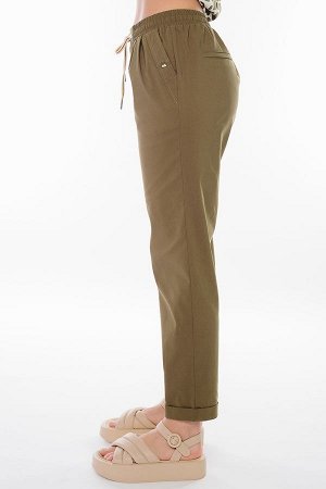 Брюки Модель брюк в молодежном стиле без застежки (пояс на резине). Детали: спереди полноценные карманы с оригинальной отделкой, в пояс вставлен декоративный шнурок, сзади листочки с имитацией кармано