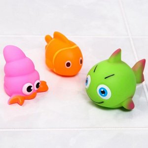 Набор игрушек для игры в ванне «Пупс в ванне», 6 предметов, цвет МИКС