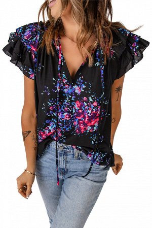 Черная блуза с оборками на плечах и разноцветным цветочным принтом