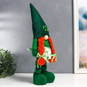Кукла интерьерная "Подружка лепрекона в колпаке с клевером" зелёный, раздвижной 45-57 см