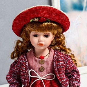 Кукла коллекционная керамика "Элла в бордовом платье, шляпе и с мишкой" 30 см