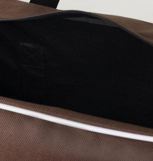 Сумка спортивная, отдел на молнии, наружный карман, длинный ремень, цвет коричневый