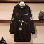 Толстовка женская с принтами удлиненная с капюшоном, цвет черный