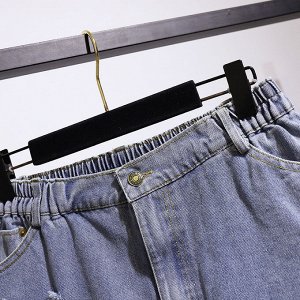Шорты женские джинсовые короткие с вышивкой "Ромашка", цвет голубой