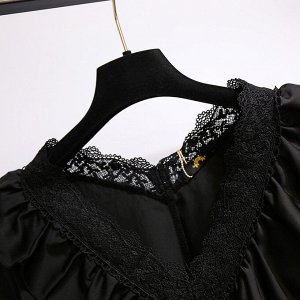 Блуза женская с рюшами и кружевом, цвет черный