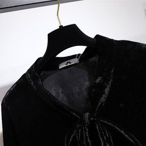 Платье женское бархатное прямого кроя с длинным рукавом, цвет черный