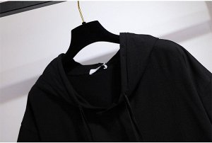 Платье женское с капюшоном и с коротким рукавом, цвет черный