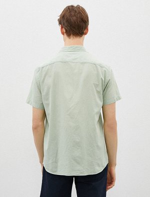 Рубашка Материал: %100 Хлопок Параметры модели: рост: 188 cm, объем груди: 94, объем талии: 77, объем бедер: 0 Надет размер: M