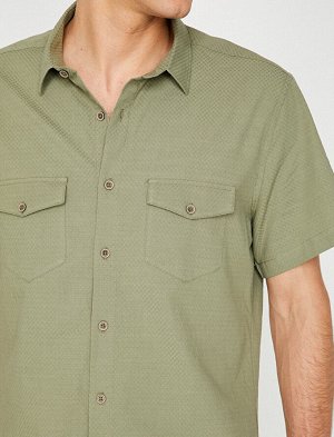 Рубашка Материал: %100 Хлопок Параметры модели: рост: 186 cm, объем груди: 98, объем талии: 80, объем бедер: 95 Надет размер: M