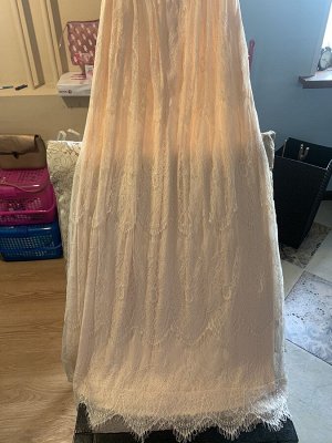 Нежнейшее персиковое платье