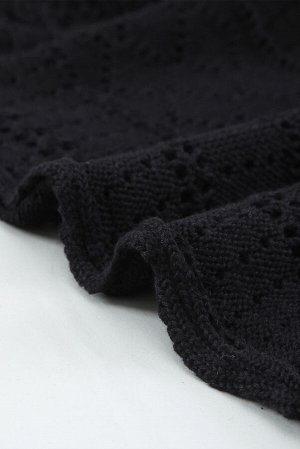 Черный вязаный свитер с перфорацией и кружевным вставками на рукавах
