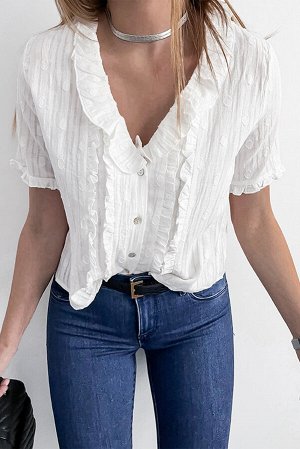 Белая полосатая блуза с V-образным вырезом и рюшами