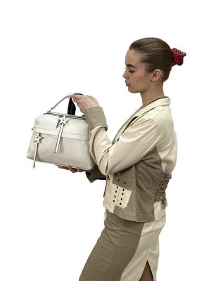 Женская сумка из натуральной кожи, цвет белый