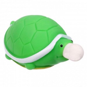 Мялка «Черепаха» надувает шарик