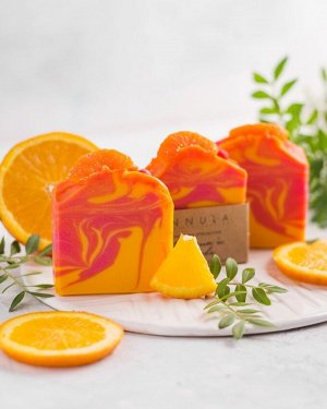 Натуральное мыло ручной работы "апельсин и клюква"