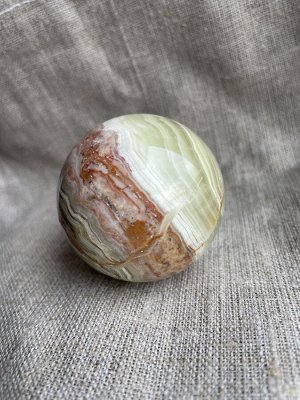 Шар из оникса