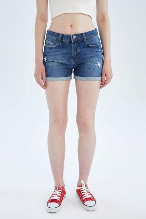 Рваные джинсовые мини-шорты Wanna с подвернутыми штанинами