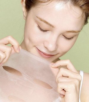Осветляющая тканевая маска для лица с витамином С Mizon Joyful Time Essence Mask Vitamin, 23гр