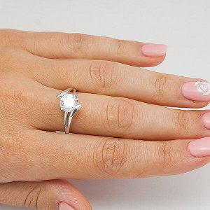 Серебряное кольцо с бесцветными фианитами - 547