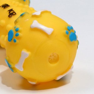 Игрушка пищащая «Гантель 500 kg», 17,5 см, жёлтая