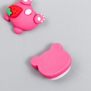 Декор для творчества пластик "Розовый мишка с клубничкой" набор 2 шт 2х2,5 см