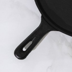 Сковорода блинная Доляна «Круг», d=26 см, пластиковая ручка, антипригарное покрытие, цвет чёрный
