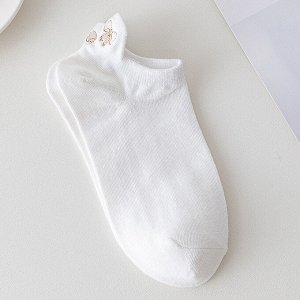 Женские укороченные носки, с минималистичной вышивкой, цвет белый