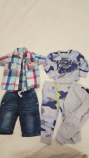 Модные комплекты одежды на мальчика р.86-92.